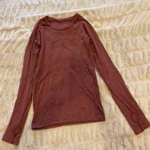 Gently worn Lululemon long sleeve top